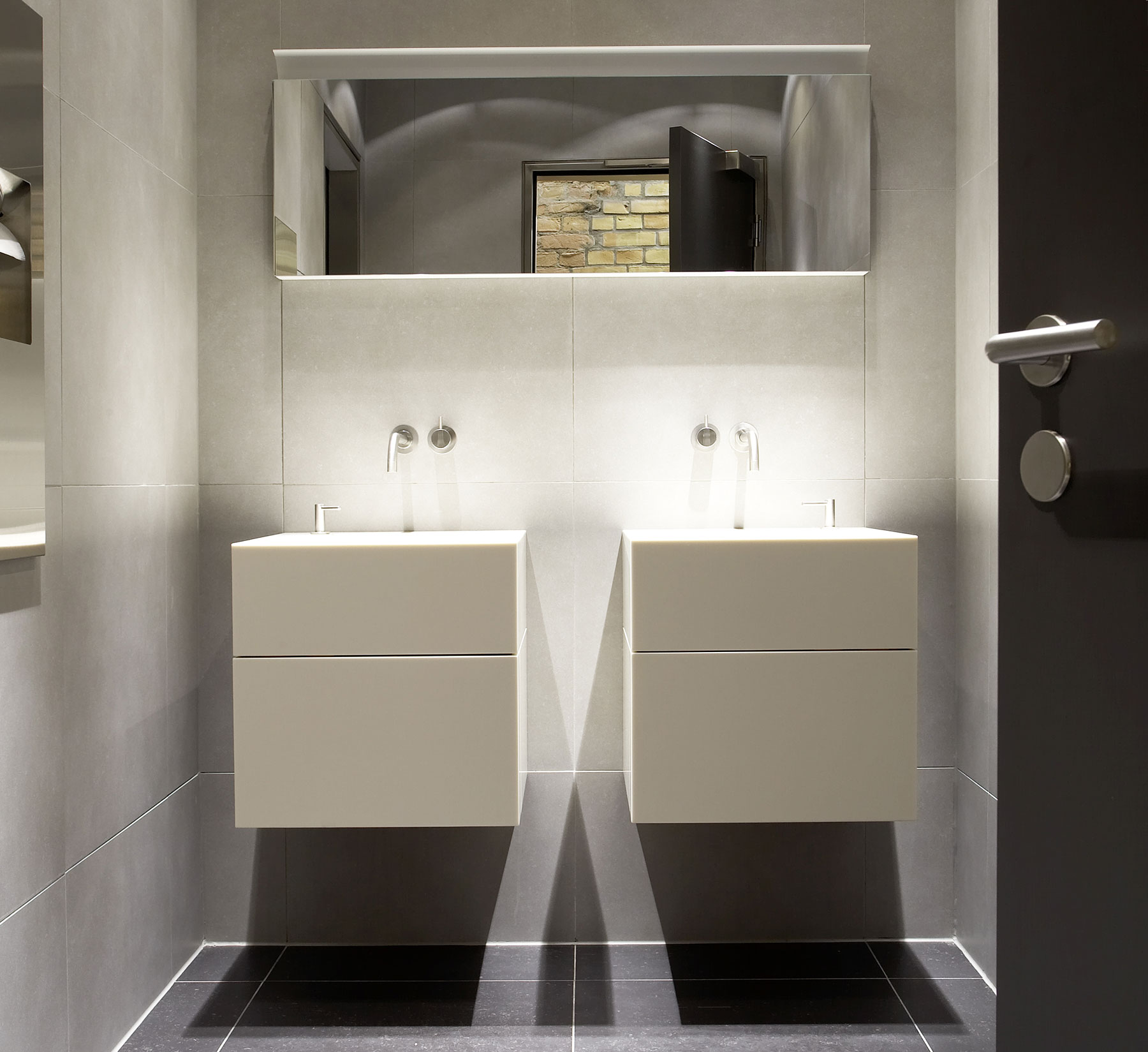 Referenzen Innenarchitektur SDW DESIGN Ladengestaltung Hugo Boss