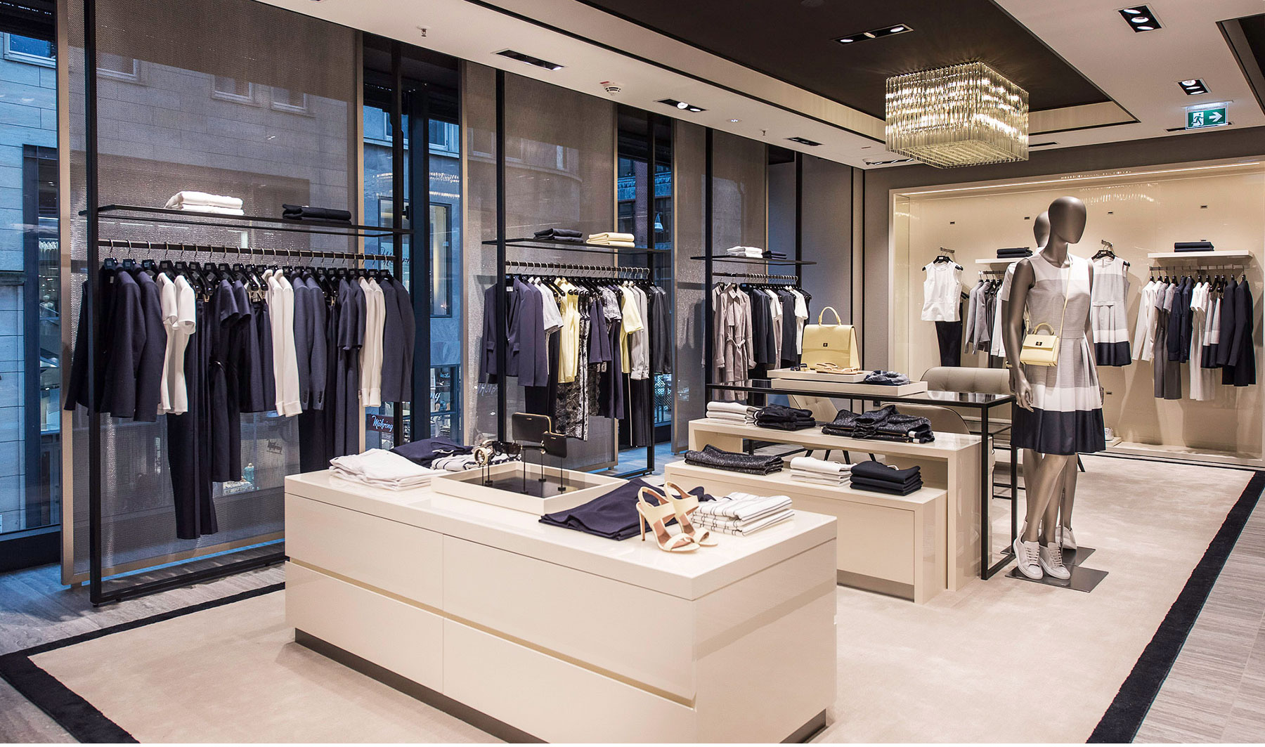 Referenzen Innenarchitektur SDW DESIGN Ladengestaltung Hugo Boss Flagshipstore