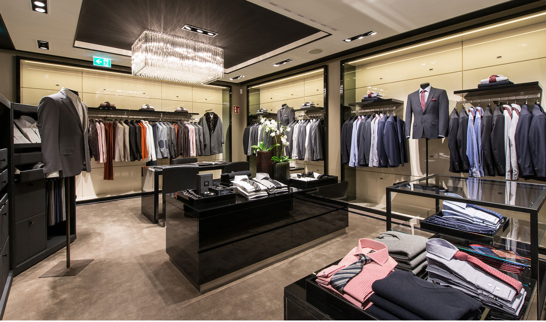 Referenzen Innenarchitektur SDW DESIGN Ladengestaltung Hugo Boss