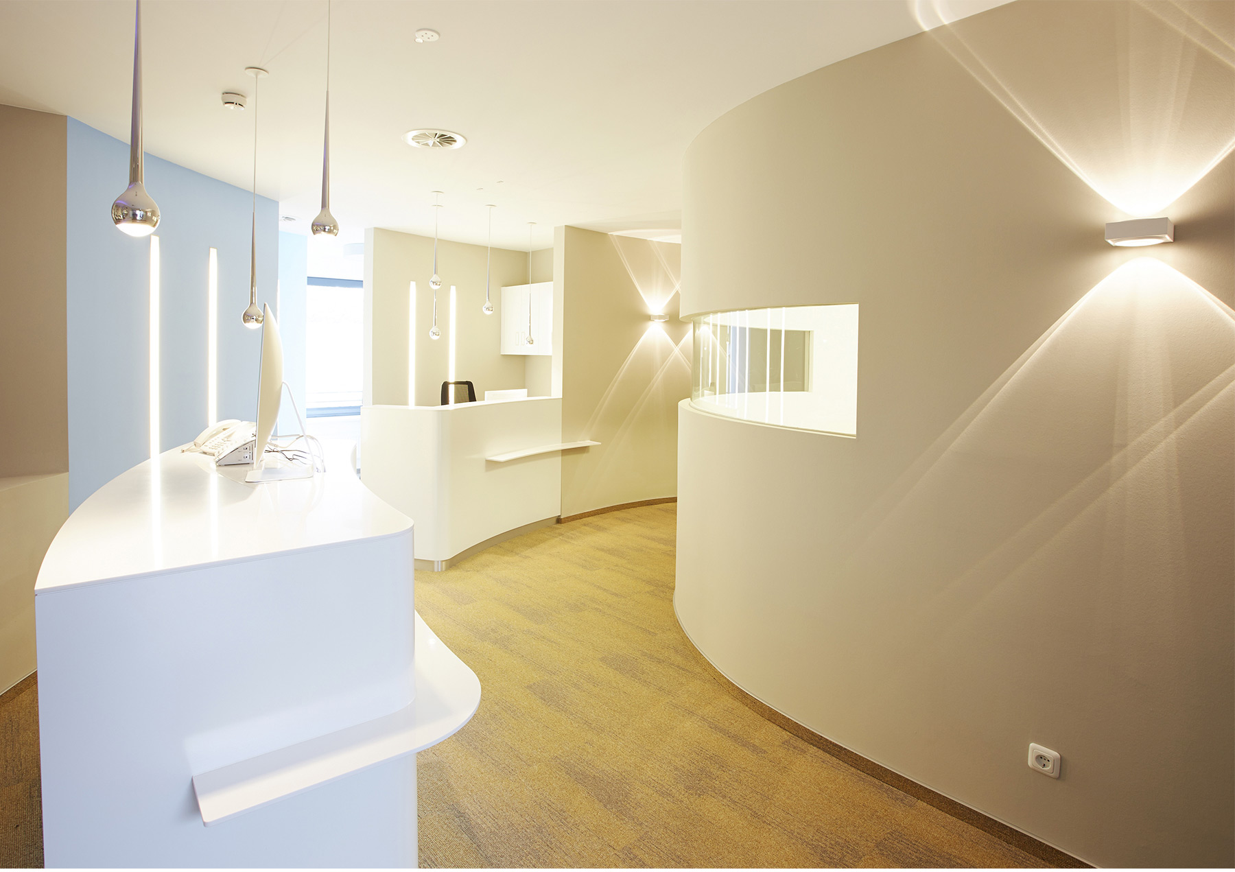 Zahnarztpraxis Gestaltung Referenz Innenarchitektur SDW DESIGN
